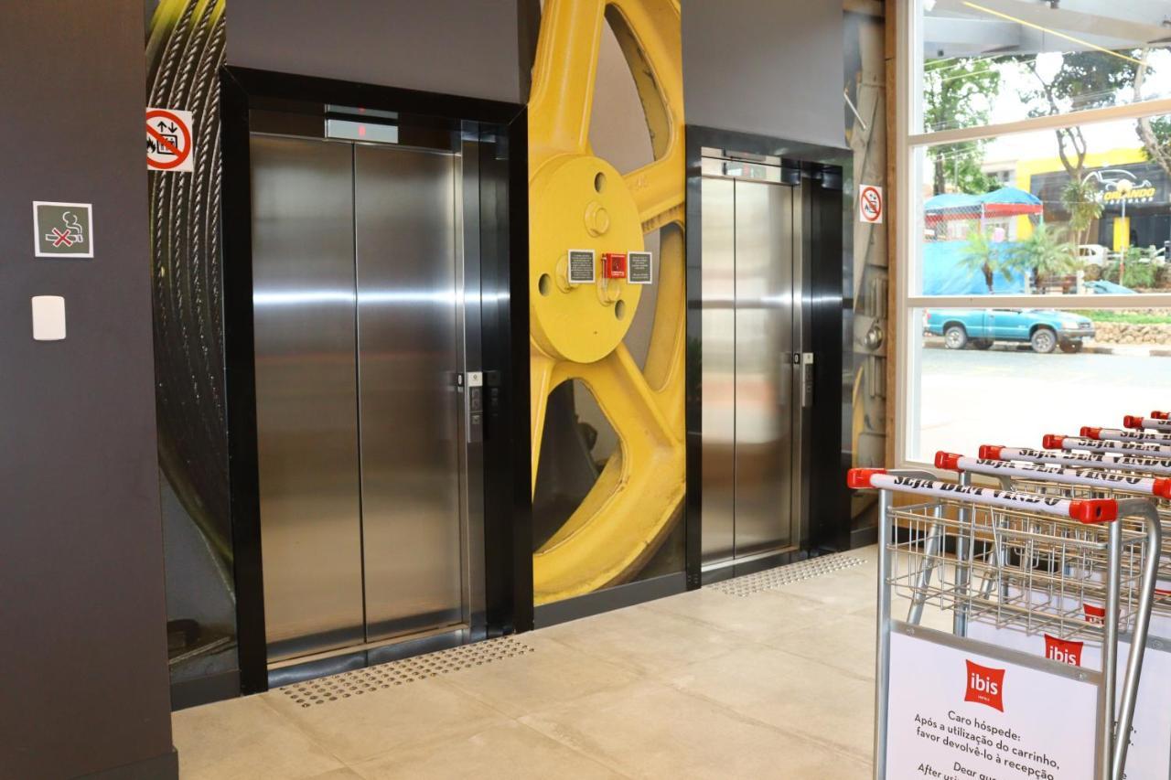 Ibis Guaxupe Hotell Exteriör bild