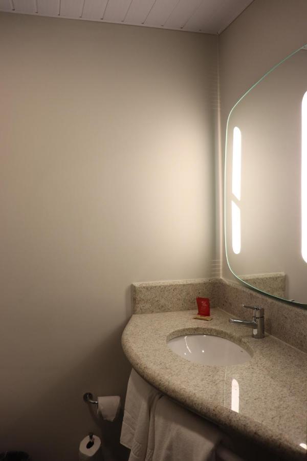 Ibis Guaxupe Hotell Exteriör bild