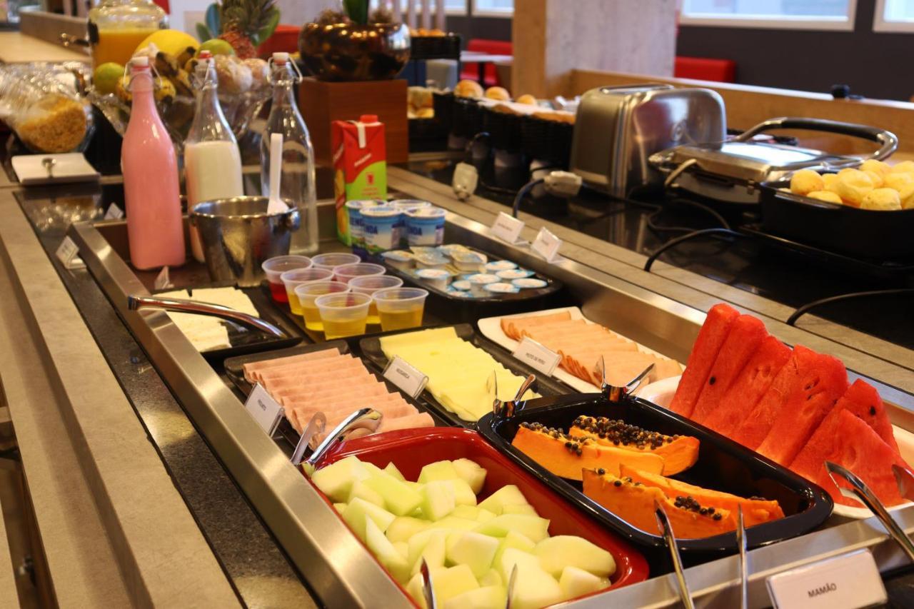 Ibis Guaxupe Hotell Exteriör bild